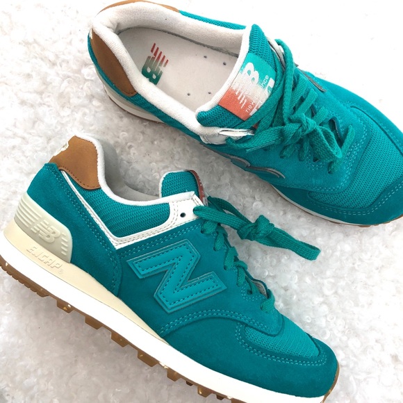 New Balance Shoes - LAST New Balance Women’s 574 Classic “Global Surf”